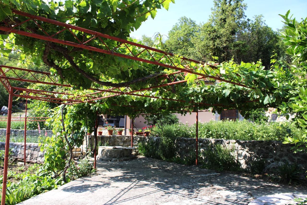 Holiday Home Gazevic Virpazar Exterior photo